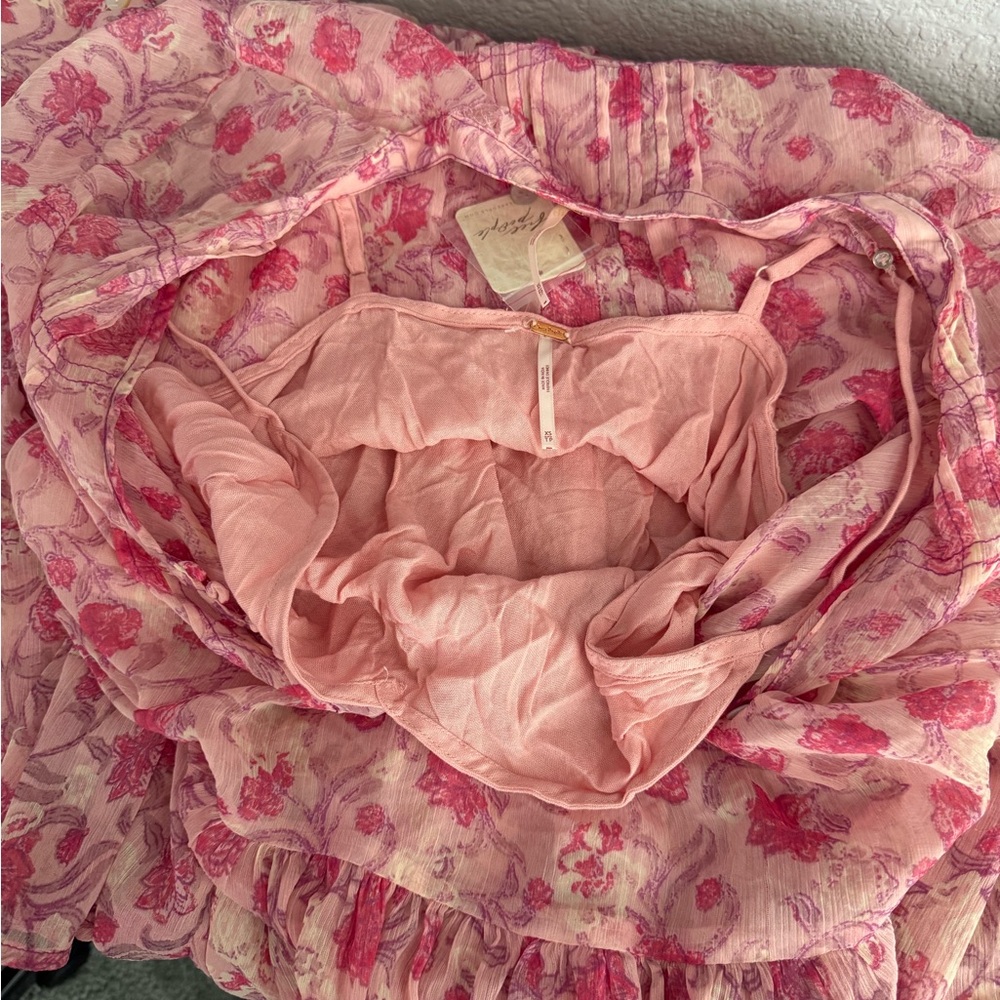 Free People Pink and White Pleated Tiered Sundress with Bishop Sleeves - Picture 9 of 14
